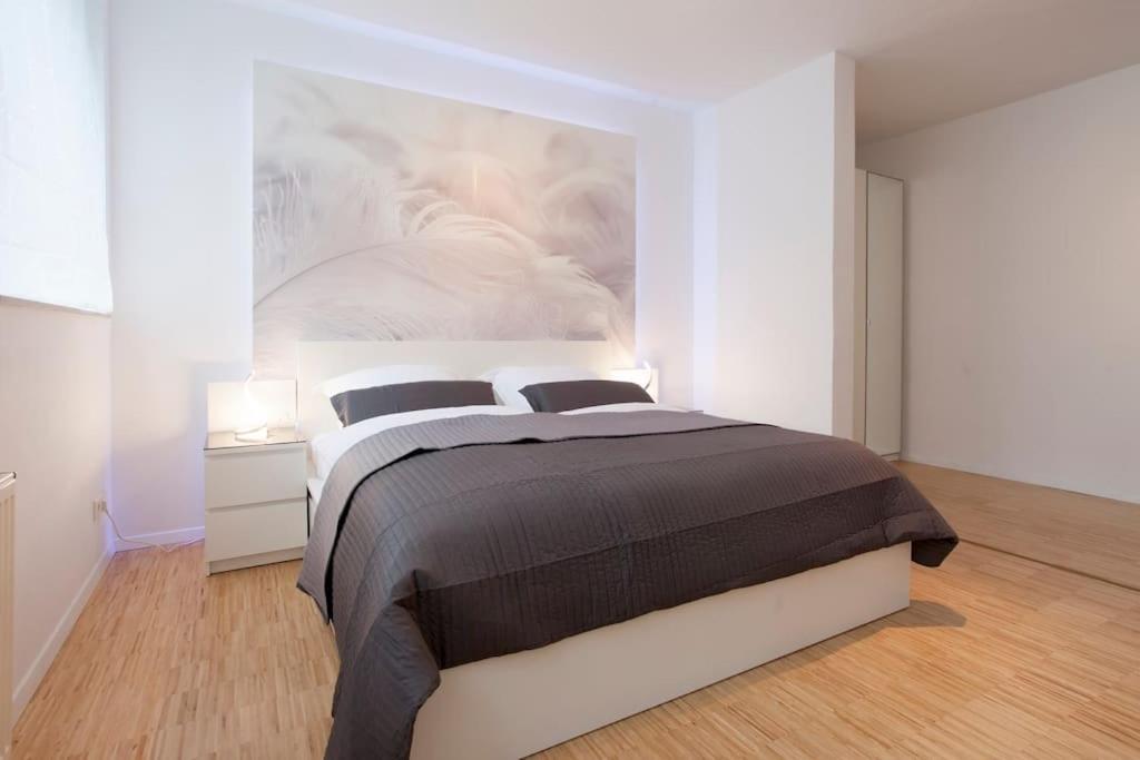 Exclusive 2-Room Souterrain Apartment Nuremberg Luaran gambar