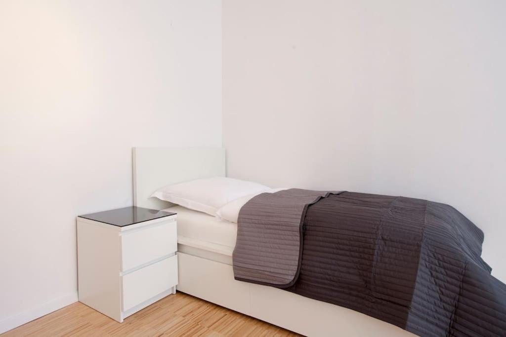 Exclusive 2-Room Souterrain Apartment Nuremberg Luaran gambar