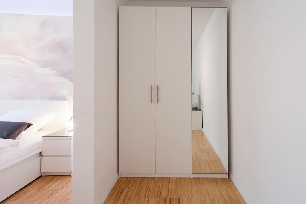 Exclusive 2-Room Souterrain Apartment Nuremberg Luaran gambar