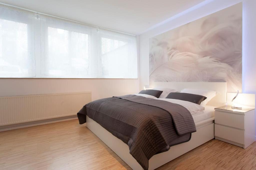 Exclusive 2-Room Souterrain Apartment Nuremberg Luaran gambar